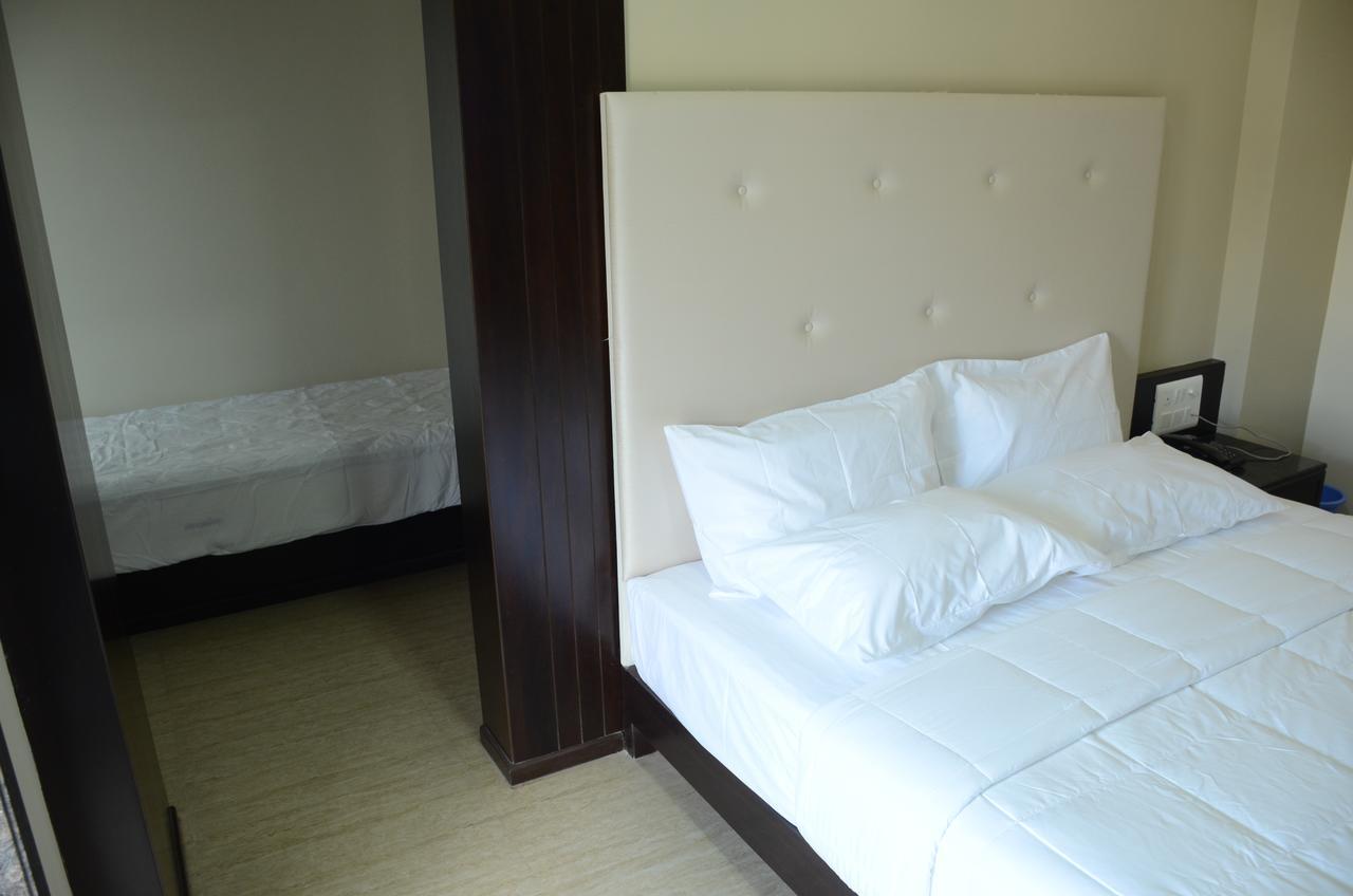 Blue Bay Resort Пури Экстерьер фото